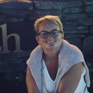 Meet your Posher, Claudette